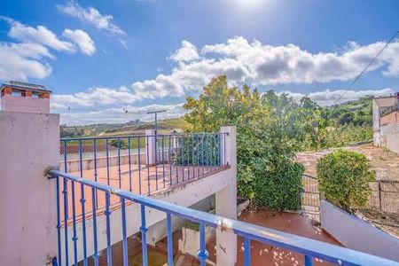 Painho e Figueiros, Lisbon - Photo 4