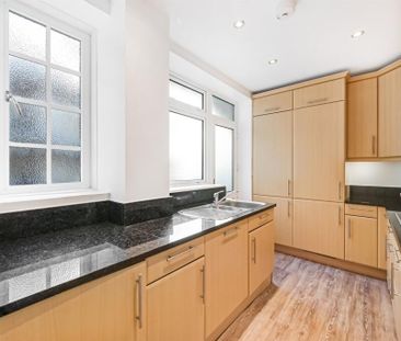 Stafford Court, W8, London - Photo 6