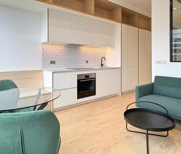 Studio to rent - Photo 1