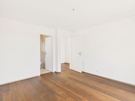 Exclusive attic apartment with sun terrace in Ostermundigen, canton BE - Photo 4