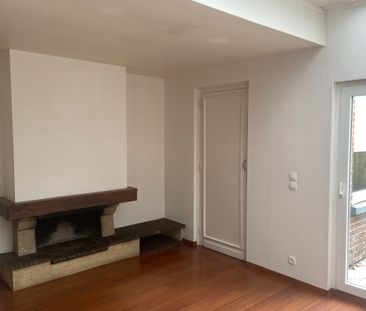Location Appartement 2 pièces 54m² MONS EN BAROEUL 59370 - Photo 2