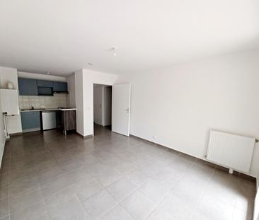 location Appartement T2 DE 43.48m² À PONTAULT COMBAULT - Photo 4