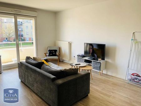 Location Appartement 2 pièces 43m² NOYELLES SOUS LENS 62221 - Photo 2