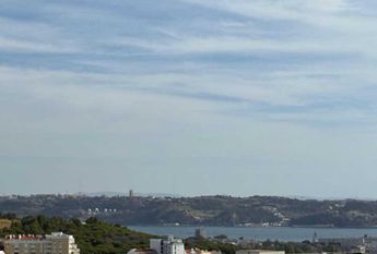 1 Bedroom Apartment with swimming pool, Miraflores, Oeiras