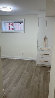 For Lease - 3366 Strabane Drive Unit# Basement room, Mississauga, Ontario - Photo 1