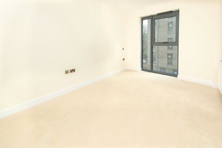 1 Green Lanes, London, N4 - Photo 3