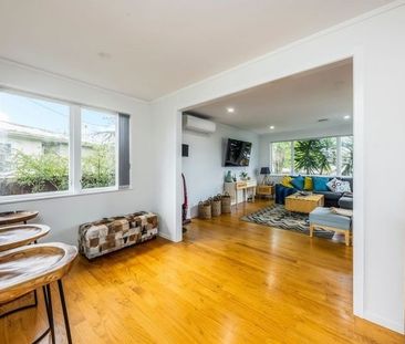 PAPAKURA, 3 BEDROOMS - Photo 1