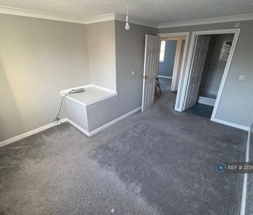 3 bedroom detached house to rent - Photo 2