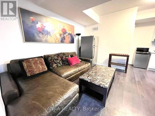 199 CANYON HILL AVE AVENUE - Photo 1