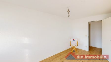 *** Stadtfeld Ost - EBK - Balkon - 4 Zimmer - Dachgeschoss *** - Foto 3