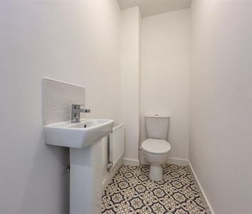 2 bedroom semi-detached house to rent - Photo 1