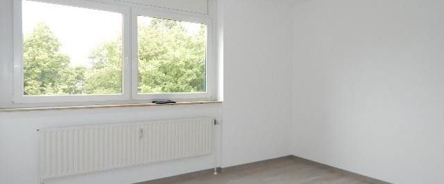 Schöne Wohnung sucht Mieter: individuelle 3-Zimmer-Wohnung (WBS) - Photo 1