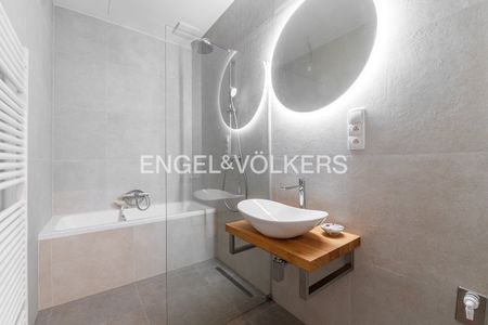 Pronájem bytu 3+kk 80 m², Kodaňská 561, Praha - Photo 4