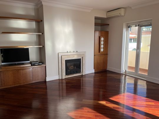 Apartamento T4 em Lisboa - Photo 1