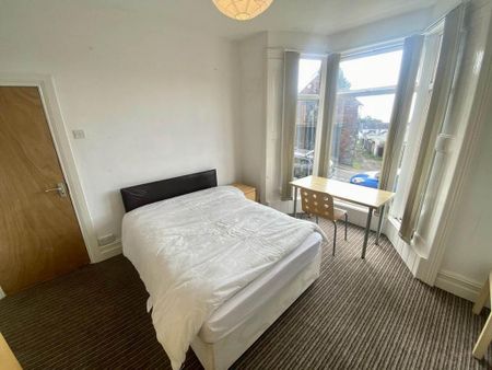 4 bedroom house to rent - Photo 3
