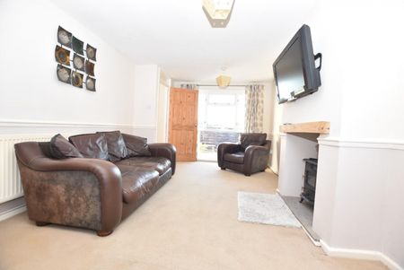 Devonshire Close, Newbold, Chesterfield - Photo 3