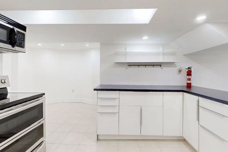 For Lease - 1 Bramwell Drive, Ajax, Ontario - Photo 3