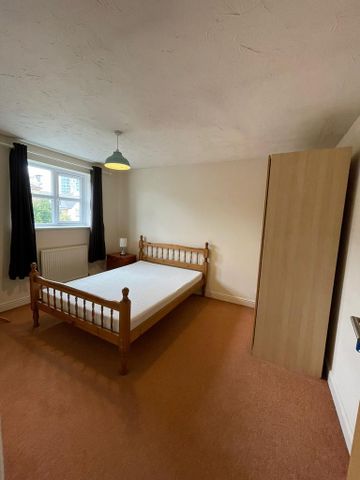 3 bedroom terraced house to rent - Photo 5