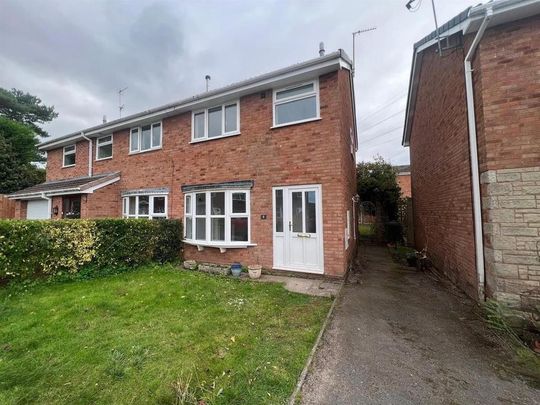 3 bedroom semi-detached house to rent - Photo 1