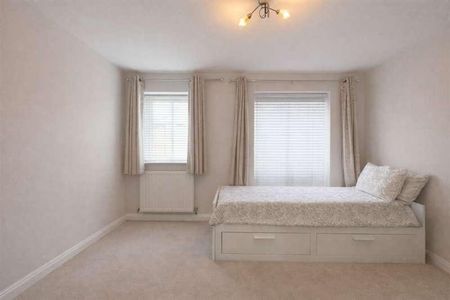 Harrow Close, Bedford, MK42 - Photo 3