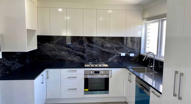 65 Resthills Crescent - Photo 1