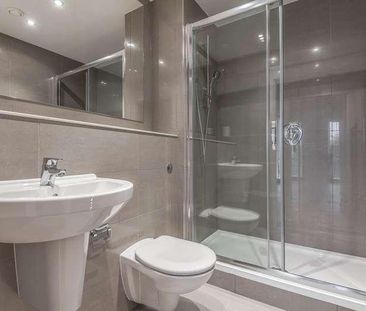 Royal Winchester House, Bracknell, RG12 - Photo 4