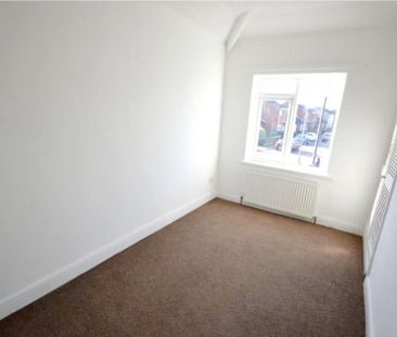 3 bedroom end of terrace house to rent - Photo 1