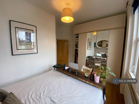 1 bedroom flat to rent - Photo 4