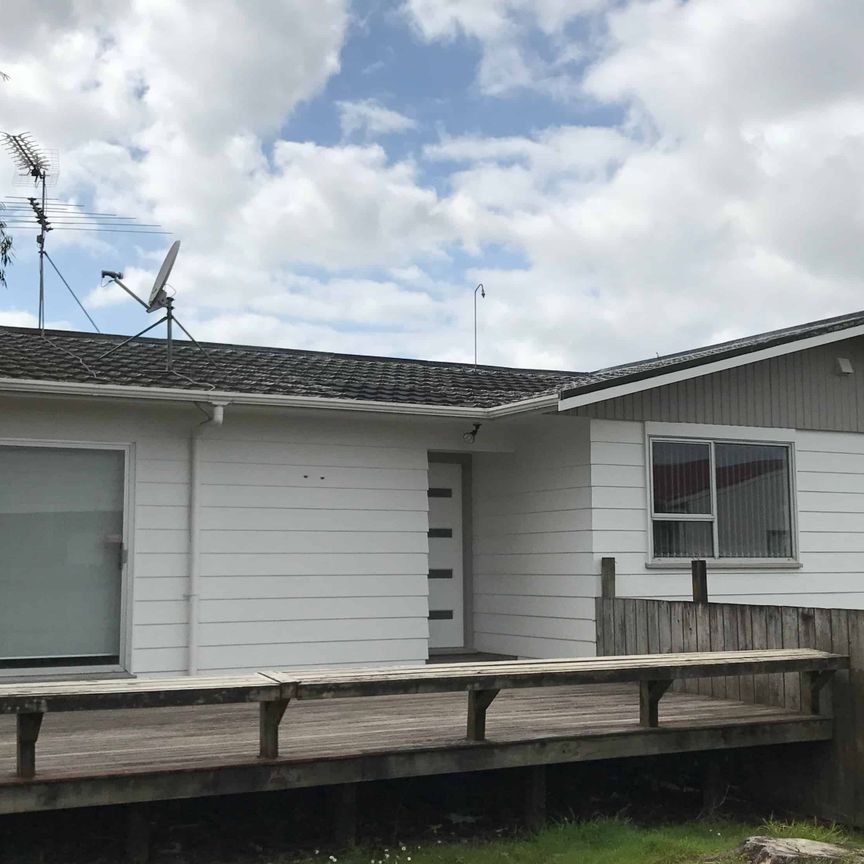 Family Home in Halfmoon Bay - Photo 1