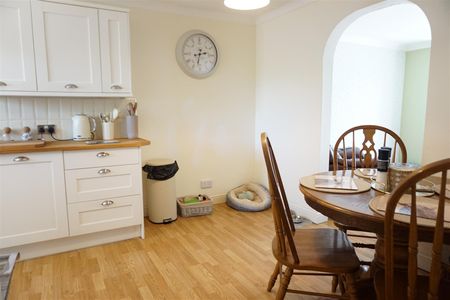 Longdon Close, Redditch - Photo 4