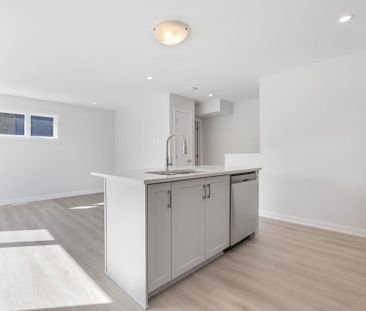 For Lease - 917 Creekway Private, Kanata, Ontario - Photo 6