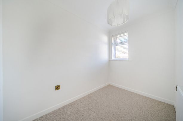 2 bedroom house to rent - Photo 1
