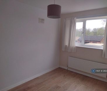 3 bedroom detached house to rent - Photo 2