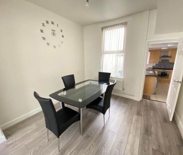 5 Bethany Street, Ballyhackamore, Belfast, BT4 3FE - Photo 4