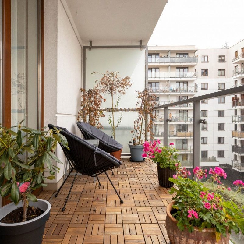 Ładny apartament, 2 balkony, garderoba, Metro - Фото 1