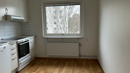 Karlavagnsgatan 1 - Foto 4