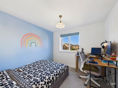 3 bedroom semi-detached house to rent - Photo 5