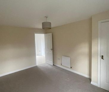 2 bedroom semi-detached house to rent - Photo 5