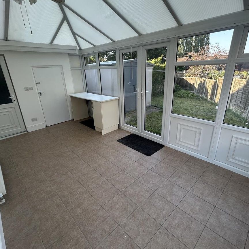 Quinton Road West, Quinton, Birmingham - Photo 1