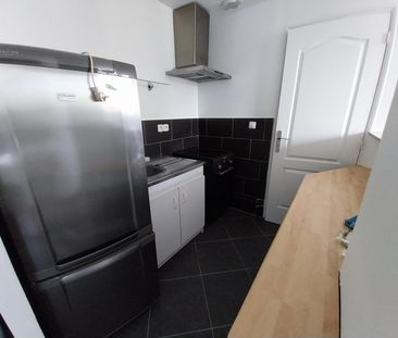 Location Appartement 1 pièce 28m² NANTES 44000 - Photo 5