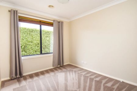 Stylish, Spacious, and Surrounded by Lovely Gardens - Photo 2