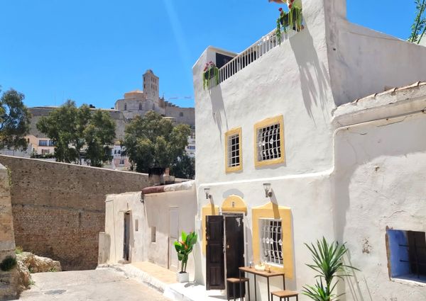Annual rental duplex in the heart of Ibiza