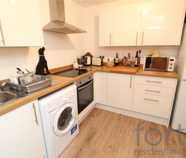 1 bedroom flat to rent - Photo 4