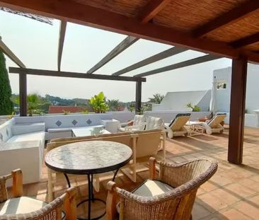 Apartment in Nueva Andalucía, Costa del Sol - Photo 6