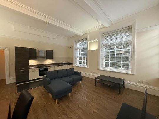 Shire Hall - Photo 1