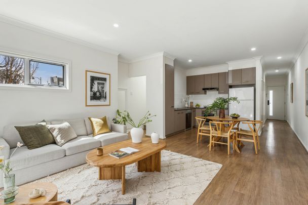 Modern 3-Bedroom Townhouse in the Heart of Mawson Lakes - Photo 1