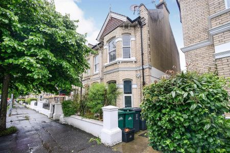 Studio to rent - Photo 5