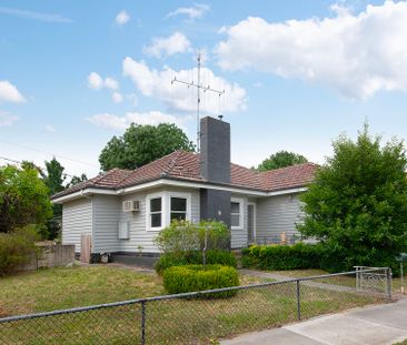 66 Chum Street, Golden Square. - Photo 1