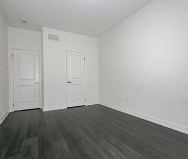 For Lease - 177 Sabina Drive, Oakville, Ontario - Photo 3