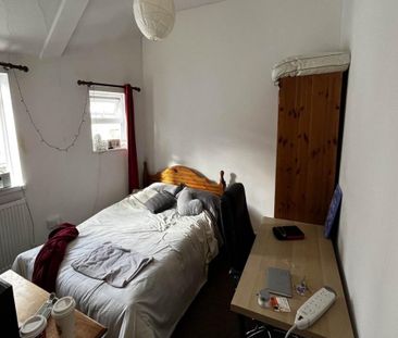 4 bedroom house to rent - Photo 3